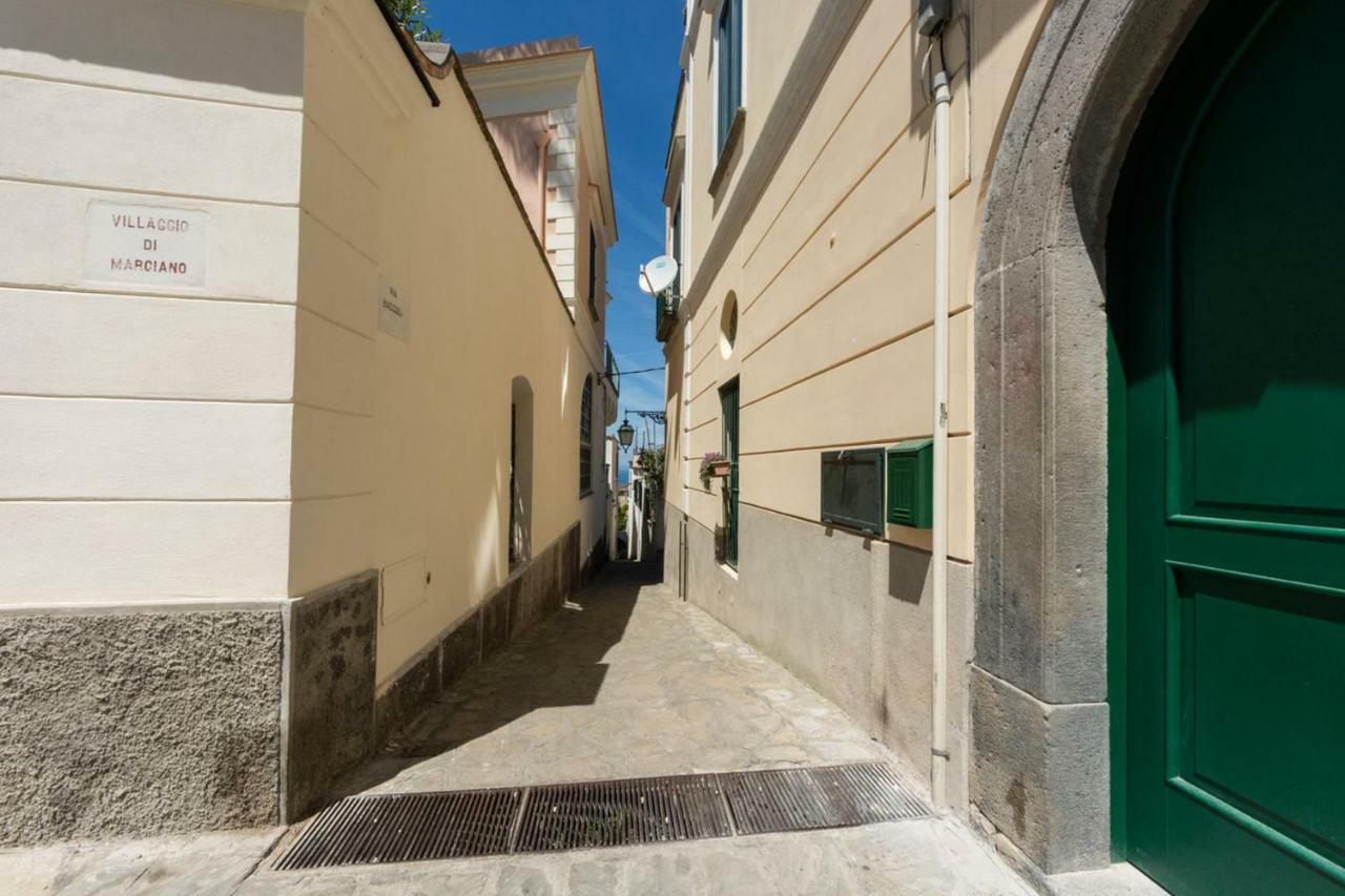 Antonelloapartments - La Farfalla Bianca Marciano Eksteriør billede